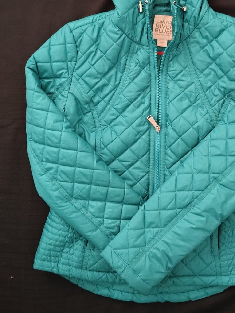 Hooded jacket quilted women's size small. Turquoise,aqua